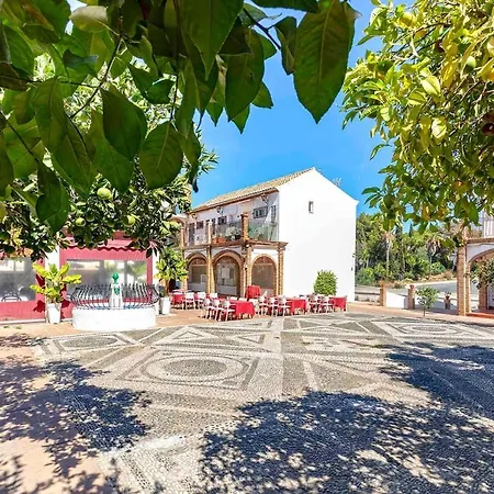 Escape At Marbella, Premium Apartment, 5min On Appartement