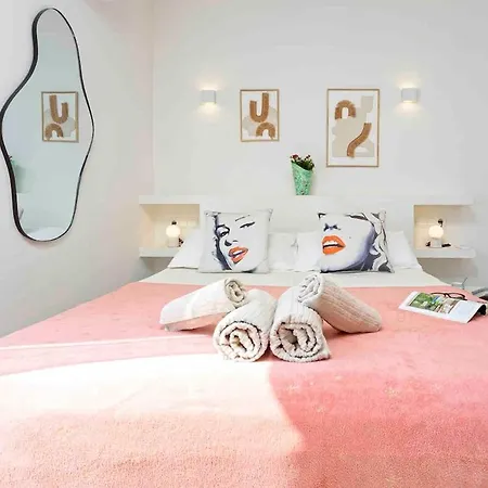 Апартаменти Escape At Marbella, Premium Apartment, 5min On *